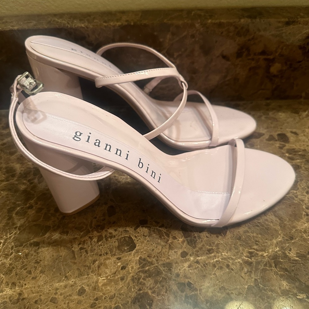 women’s heels